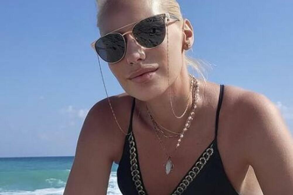 SEVNULA POZADINA VODITELJKE MARIJE VELJKOVIĆ: I "skočko" bi poskočio na OVOLIKU PERVERZIJU (FOTO)