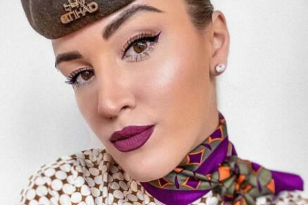 OSTAVILA POSAO IZ SNOVA DA BI ŽIVELA U KOMBIJU: Bivša stjuardesa se odrekla svega ZBOG LJUBAVI (VIDEO)