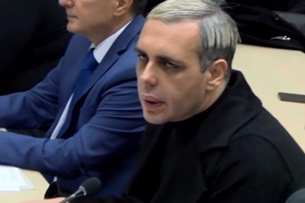 EVO U KAKVOM JE STANJU BOKI 13: Šutirali ga u STOMAK i ima MNOGO POVREDA