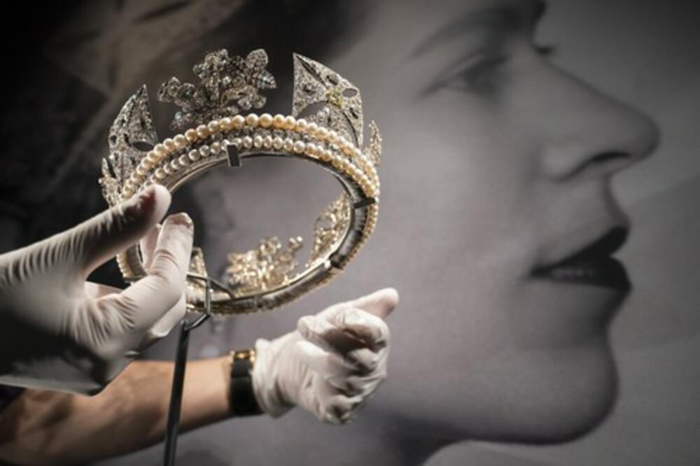 JOŠ U STAROJ JUGOSLAVIJI SU MEDIJI PISALI DA SE ČARLS SPREMA ZA PRESTO: Bilo je to pre 50 godina...