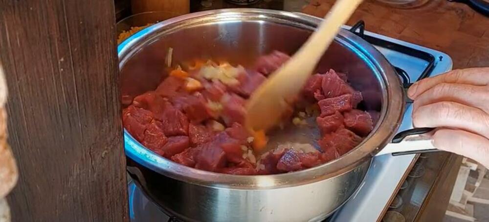 Gulaš, Grčki gulaš