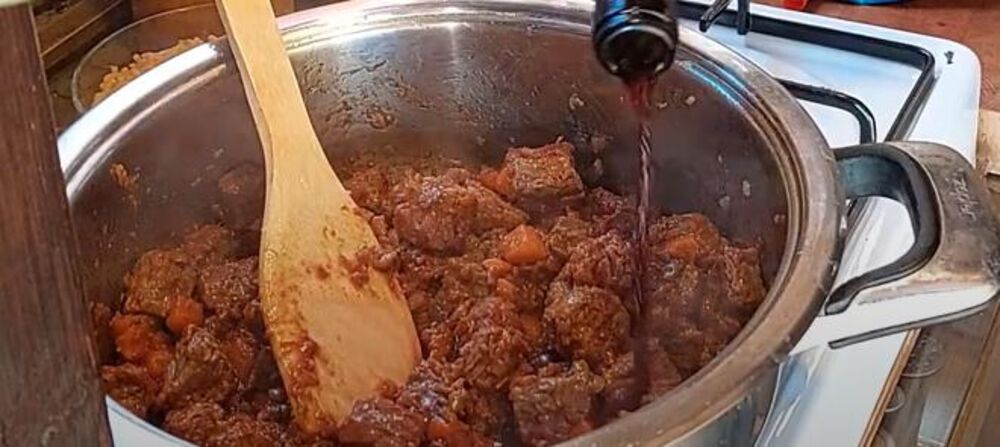 Gulaš, Grčki gulaš