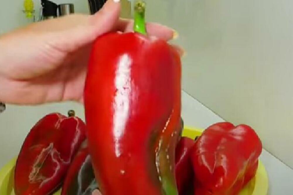 UZ OVU CAKU ĆETE KUPITI NAJBOLJE PAPRIKE ZA AJVAR: Nemojte da vam UVALJUJU NAJSKUPLJE, birajte OVAJ OBLIK