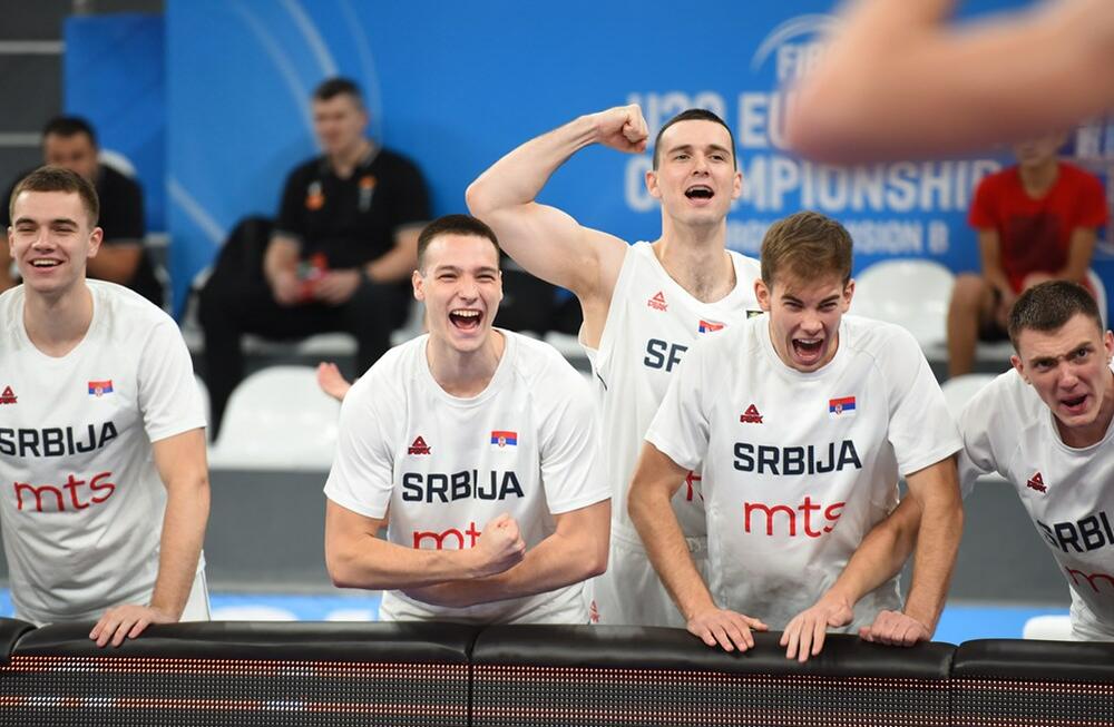 Mlada košarkaška reprezentacija Srbije
