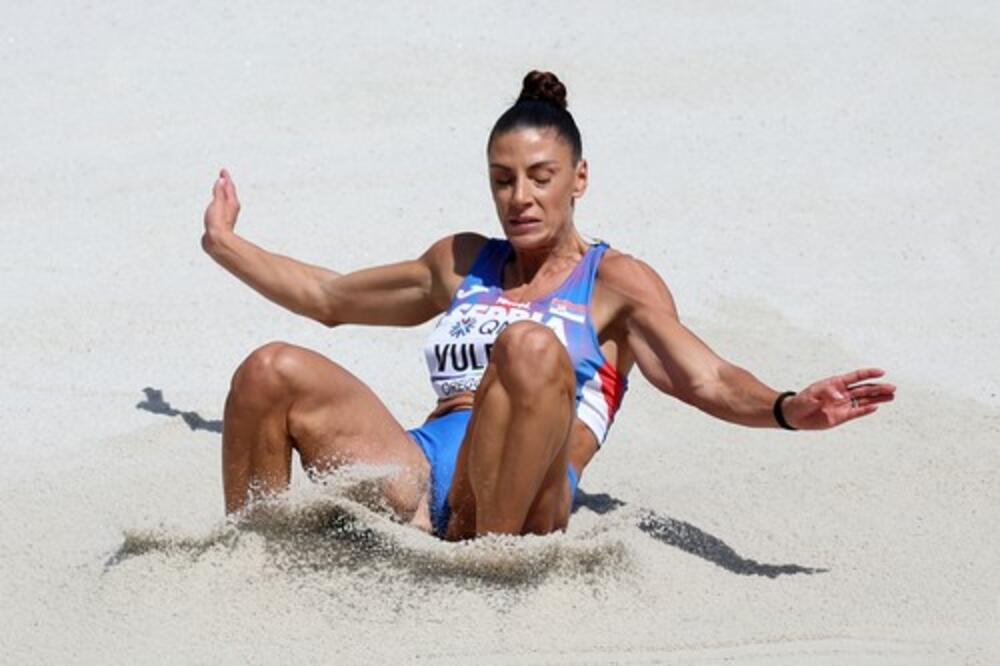 IVANA VULETA IZ POSLEDNJEG POKUŠAJA IZBORILA FINALE: Milica prestupila sva 3 puta!