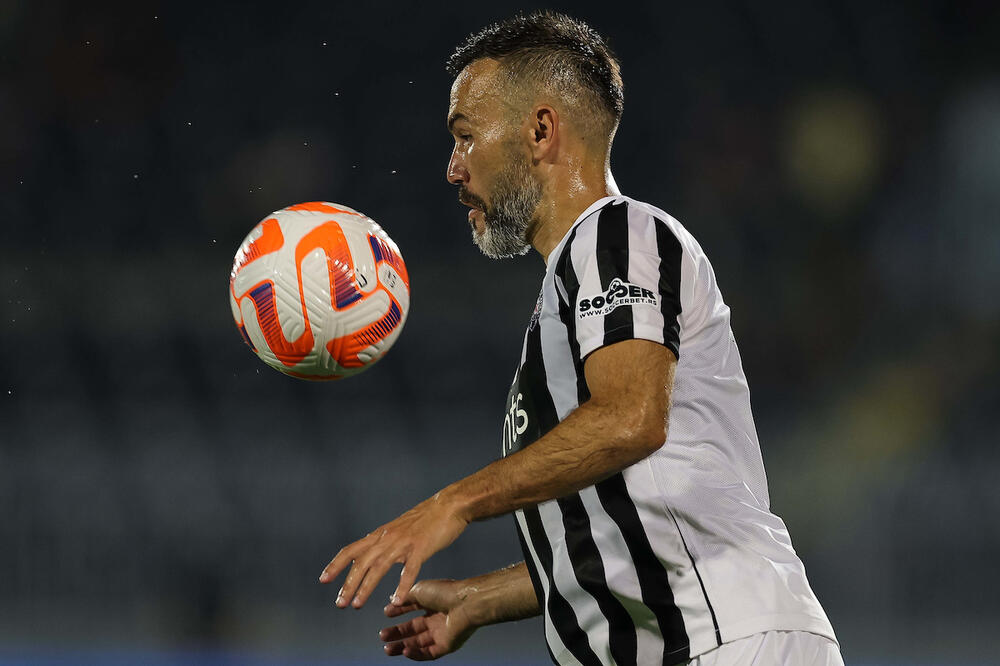 NATHO I ZVANIČNO POSTAO SRBIN: Sada se prezivam Nathović, a videću za ime, možda...!