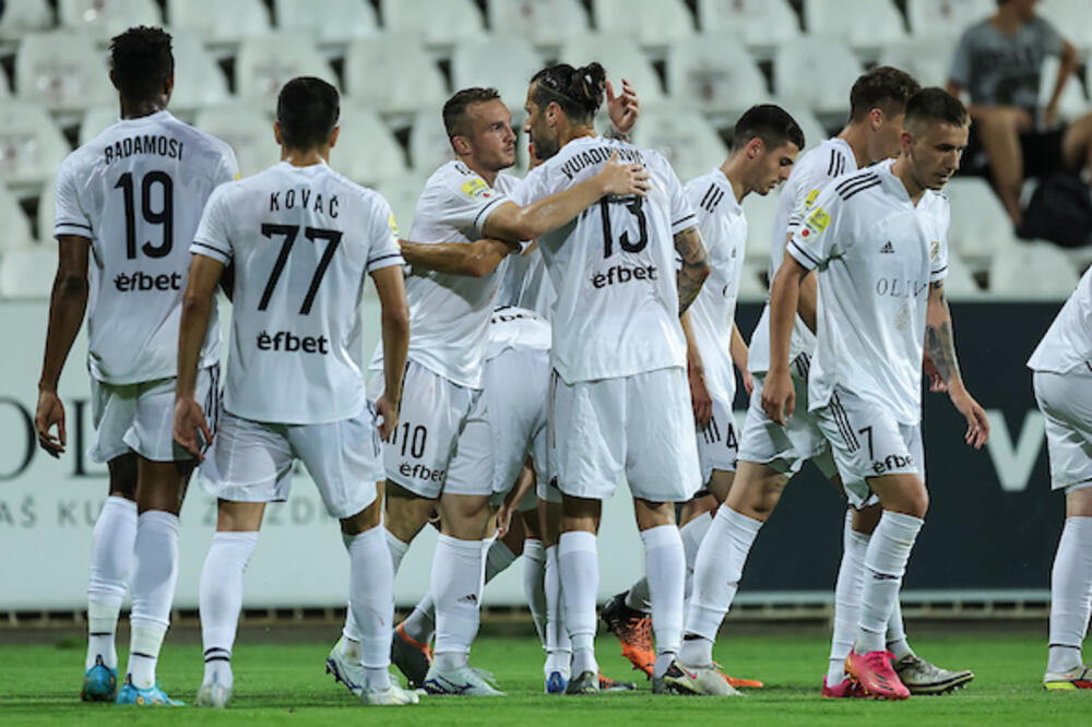 UPRAVA KLUBA ČASTI VERNE NAVIJAČE! Očekuje se pun stadion!