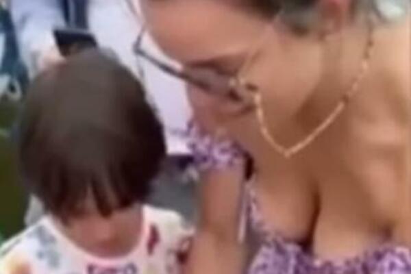 GOLE GRUDI MAJKE IZAZVALE TREĆI SVETSKI RAT: Iskočile pred svima, PRIZOR ZA ANALE (VIDEO)