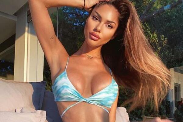 ŠOK IZDANJE POZNATE VODITELJKE, PA OTKUD OVO SME, DA NIJE MALO PREVIŠE?! Nikako NIJE ZA MALOLETNE, A NIJE NI ZDRAVO