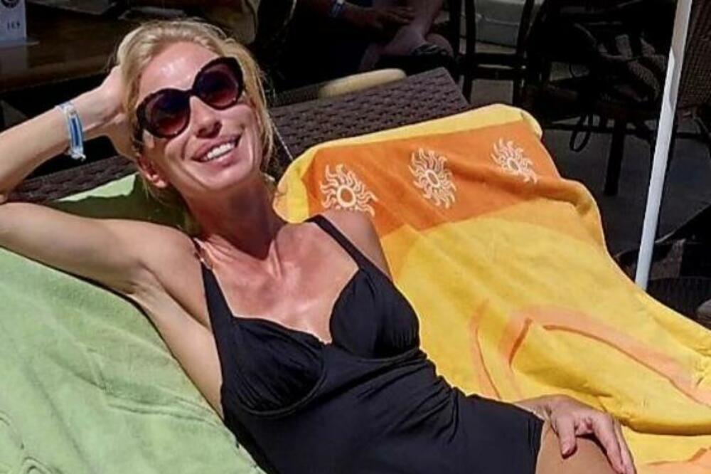 LJUBINKA KLARIĆ U VEZI SA POLITIČAREM UDALJENIM 3000 KILOMETARA: Evo kako IZGLEDA OVAJ MACAN, ZANEMEĆETE (FOTO)