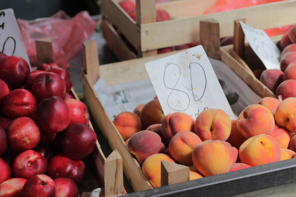 OVE NAMIRINICE ZAMENJUJU VODU: NISU lubenica ni krastavac, ali će vas SPASITI OD ŽEĐI tokom leta