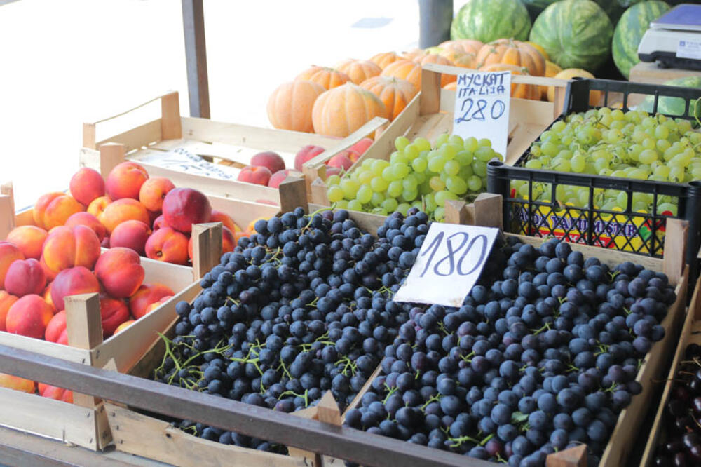 OVO VOĆE IMA 74 KALORIJE NA 100 GRAMA I TEŠKO ĆETE NAĆI ZDRAVIJE OD NJEGA: Doktori tvrde da ga jedete ŠTO ČEŠĆE