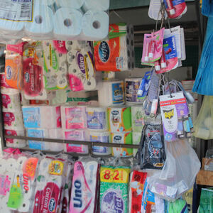 Čokolada od za 290, omekšivač 1.200 dinara: Na ovom mestu u Beogradu prodaje se najjeftinija hrana i stvari za kuću