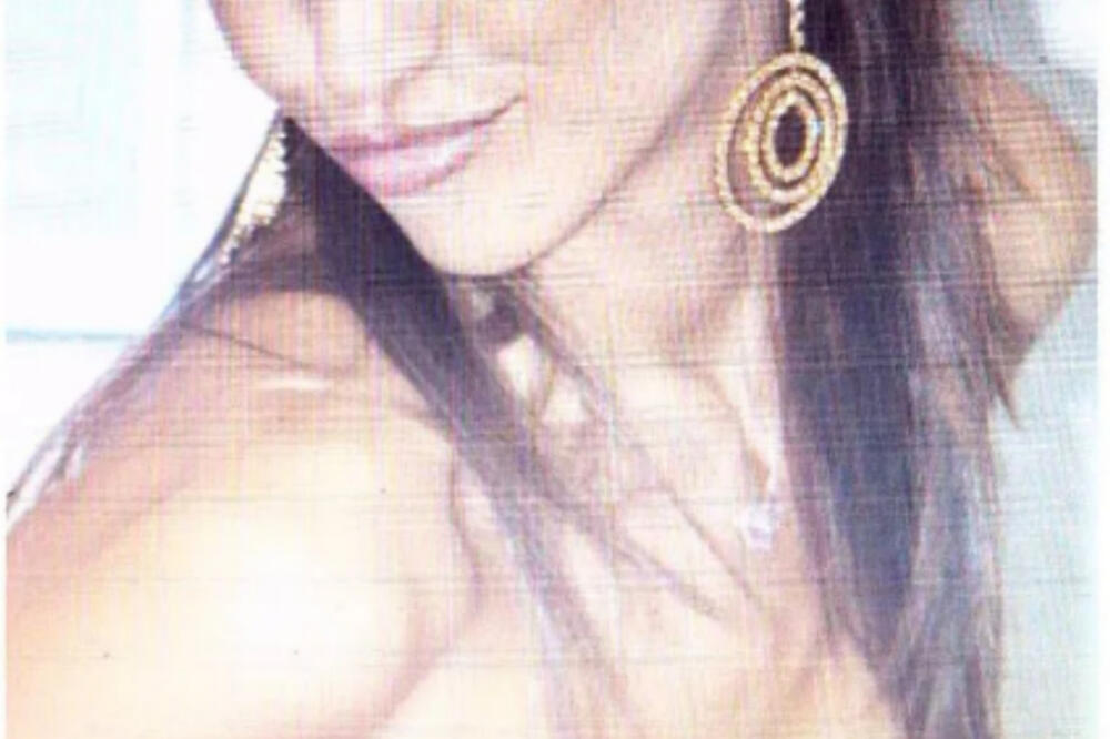 SKORO GOLA SLIKA JELENE BIN DRAI: Isplivao KONTROVERZAN MATERIJAL star 13 godina, ŠOK! (FOTO)