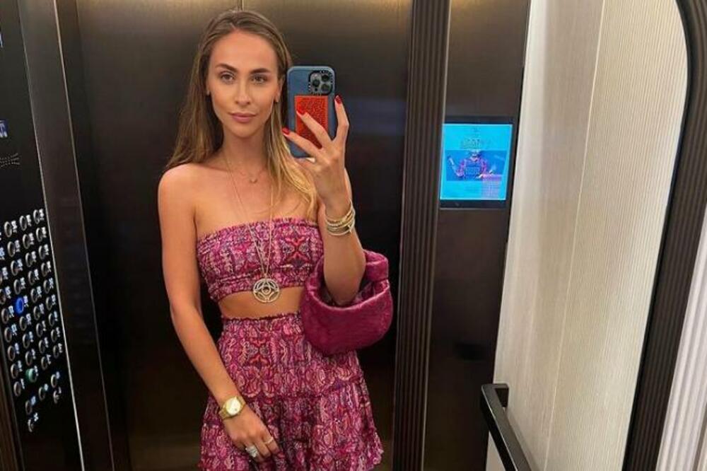 AU! Poznati balkanski teniser je oženjen! Samo da mu vidite izabranicu... A ovo je majčin savet koji mu je pomogao