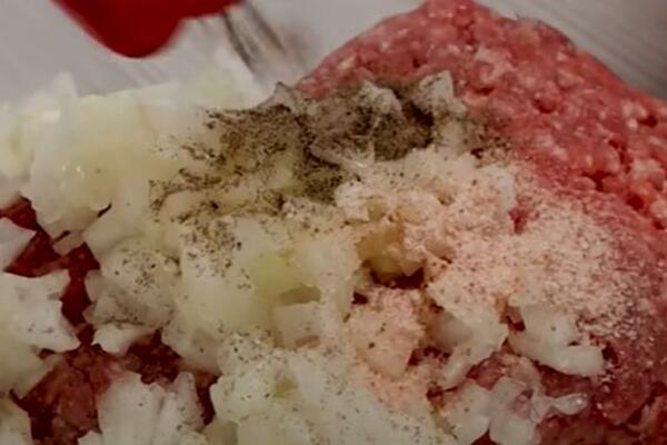 ĆUFTE VAM PROPADNU, A NI NE ZNATE ZAŠTO: 8 grešaka koje prave domaćice pa plaču nad PROPALIM RUČKOM