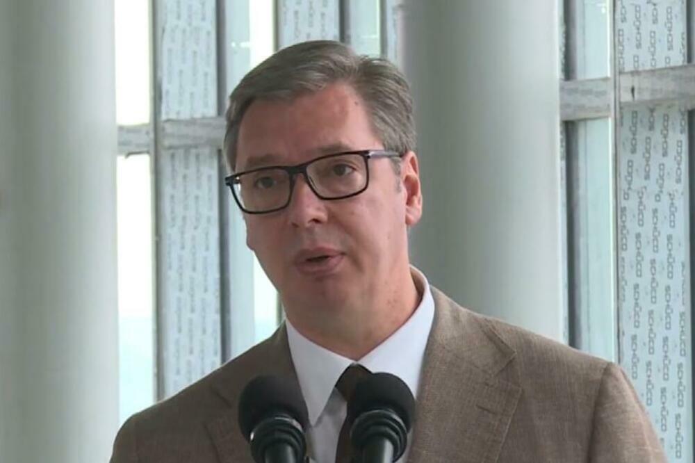 PREDSEDNIK VUČIĆ UPUTIO TELEGRAM SAUČEŠĆA POVODOM SMRTI KRALJICE ELIZABETE II