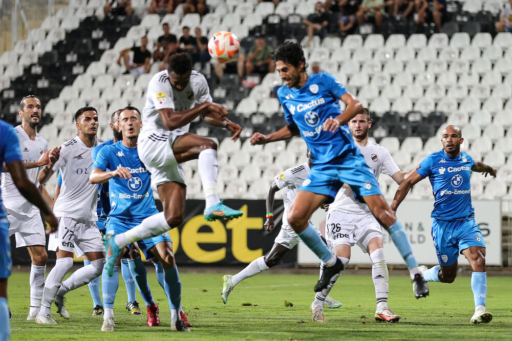 NEMILOSRDNI ČUKARIČKI U TREĆEM KOLU KVALIFIKACIJA LK: Rasing NASTRADAO, sjajna fudbalska predstava na Brdu!