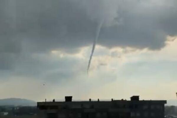 Superćelijske oluje samo što nisu stigle, moguć i tornado: Nevreme preti regionu, slede velike bujične poplave!