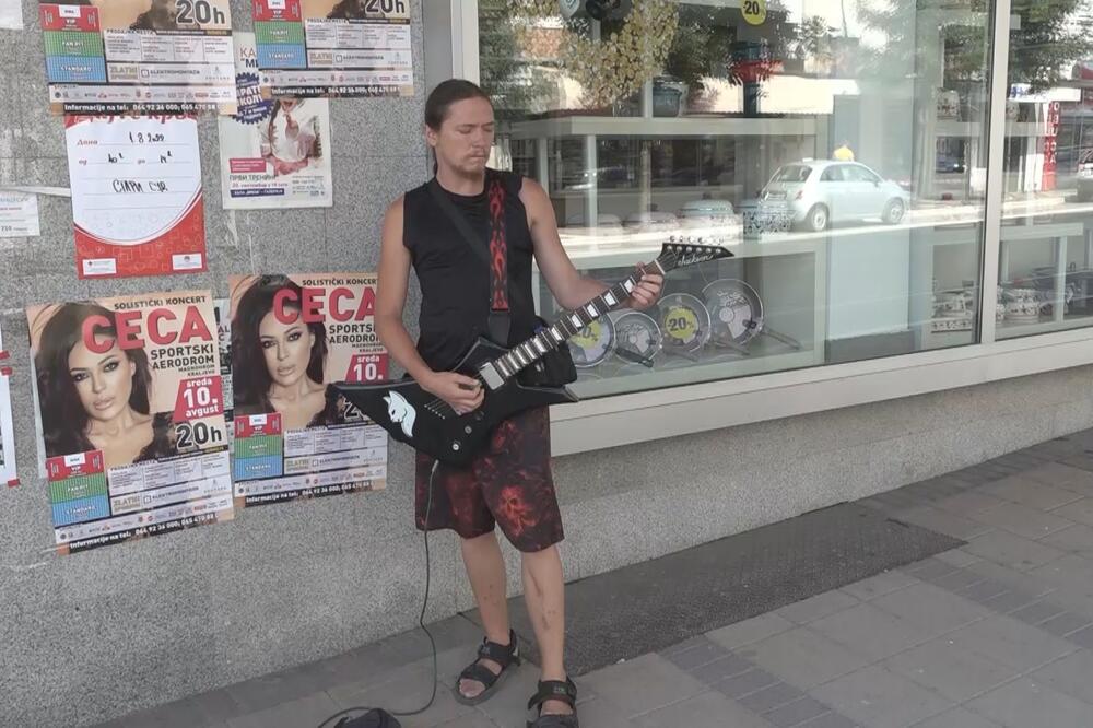 NIKOLAJ IZ SIBIRA DOŠAO U SRBIJU KAKO BI ZARADIO NOVAC ZA JAHTU: Evo šta mu se najviše sviđa u našoj zemlji (FOTO)