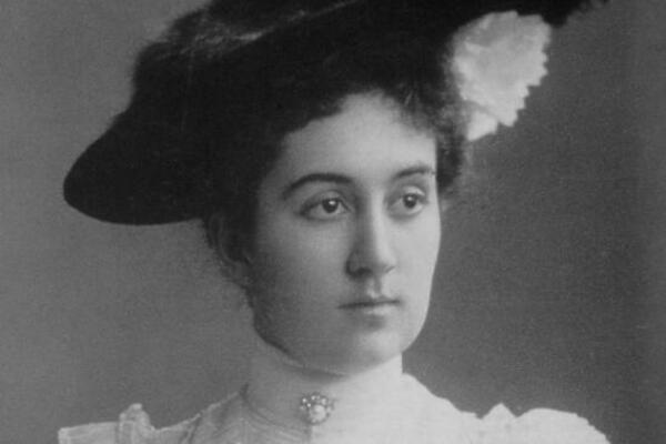 PROSILI SU JE PRINČEVI EVROPE, A ONA JE ODLUČILA DA ŽIVI PO SVOM: Evo ko je bila PRINCEZA koju su smatrali OPASNOM!