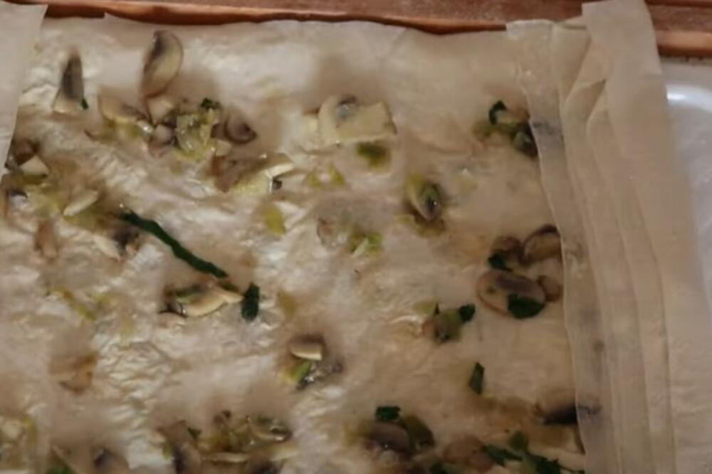 PRELIVENA PITA SA PEČURKAMA, DA SE RASPAMETITE: Ovakvu nikada niste probali, domaćice širom Srbije poludele ZA NJOM