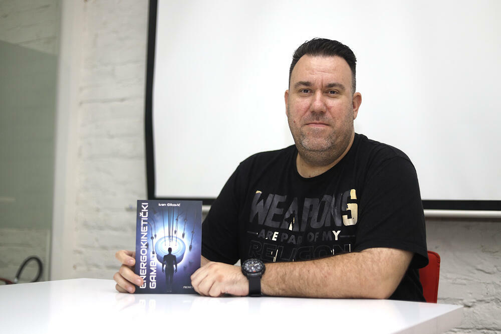 IVAN ĐIKOVIĆ NOVO IME NA KNJIŽEVNOJ SCENI! Autor naučnofantastičnog romana Energokinetički gambit, govori o OVOME