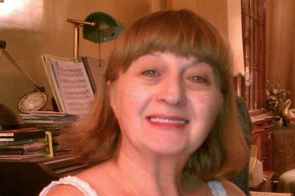 MARININ MUŽ JE VIDEO KAKO PITBUL NEŠTO VUČE PO DVORIŠTU, A ONDA JE UGLEDAO UŽASAN PRIZOR: Nije joj bilo spasa