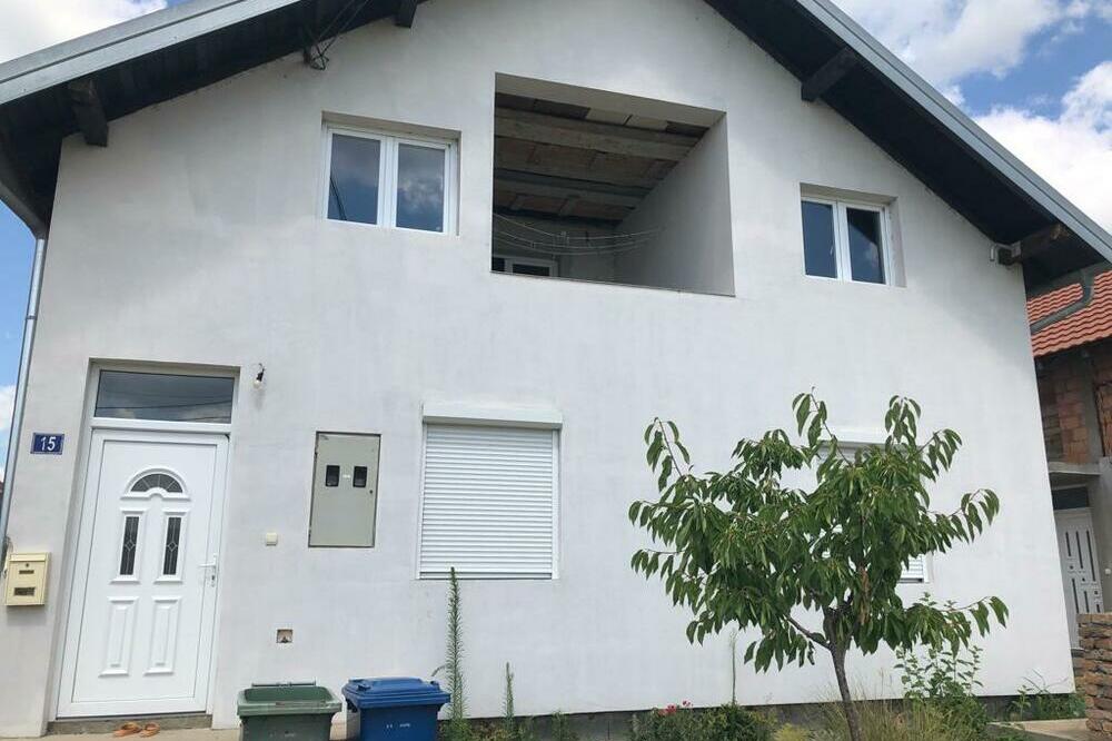 UBIJENA BLAŽENKA (39) RADILA KAO BABICA U "FRONTU": Komšije progovorile o JEZIVOM ZLOČINU u Batajnici