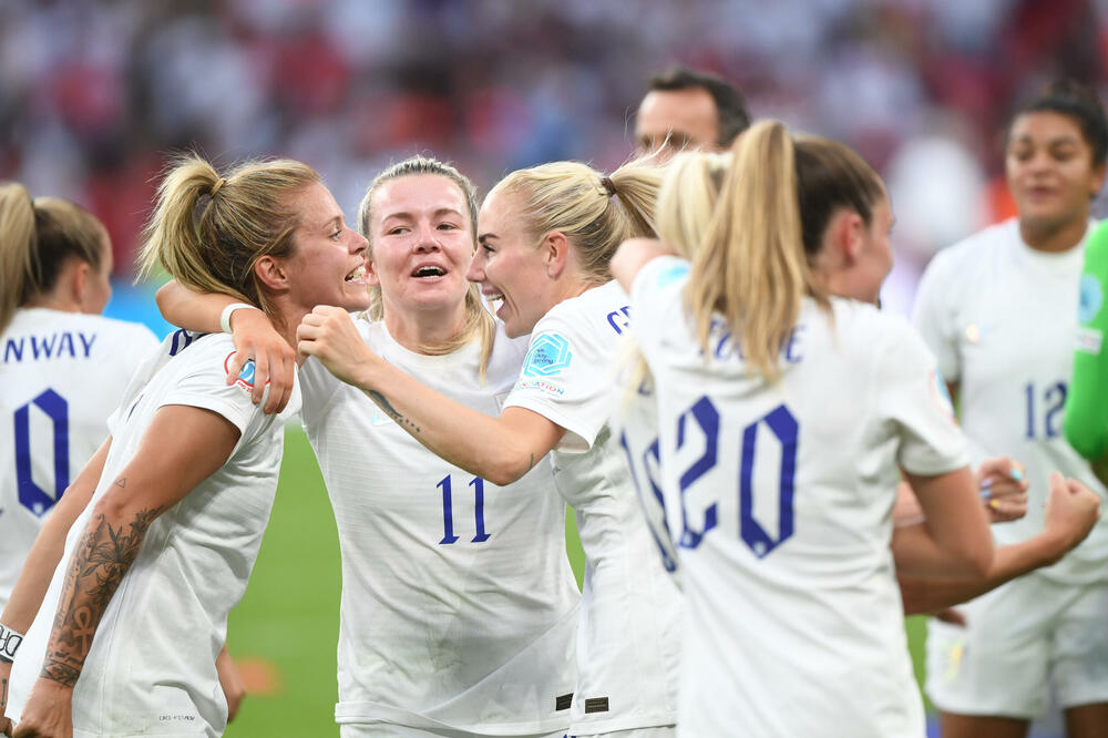EVROPA IMA NOVE ŠAMPIONKE! Engleskinje uspele ono što muškarci nisu, i to na SENZACIONALAN način! (VIDEO)