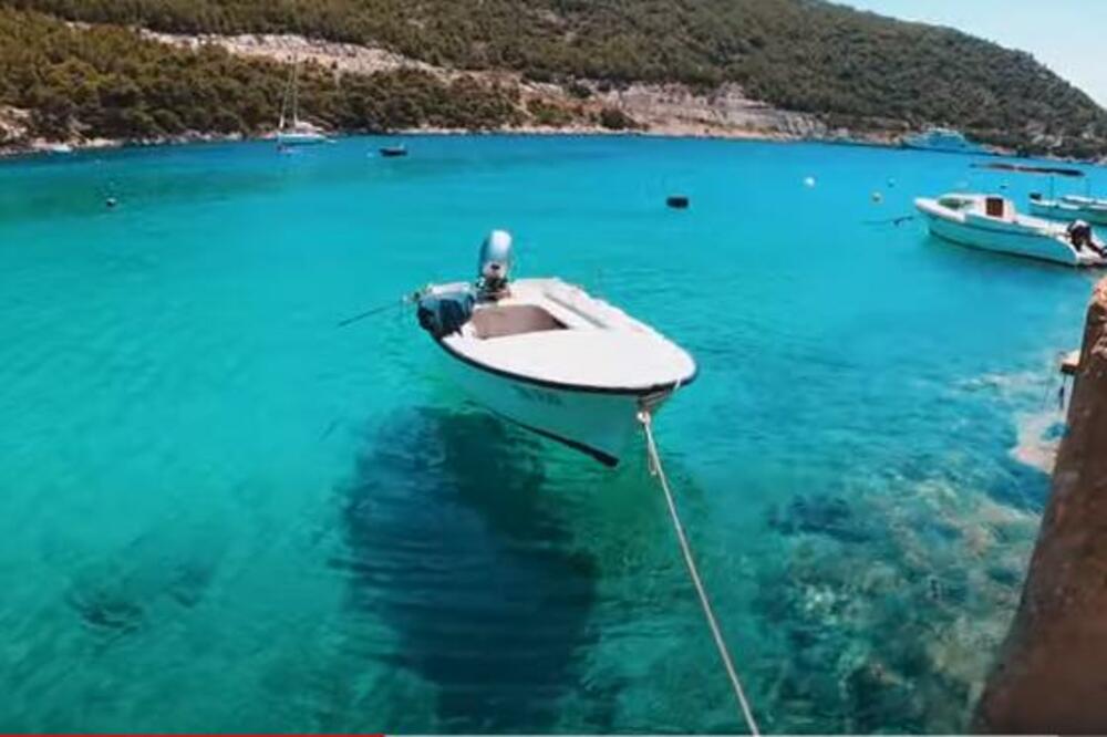 I kredit bi jedva pokrio letovanje u Hrvatskoj: Ove godine "šamaranje" ciframa baš žestoko, evo koliko je smeštaj