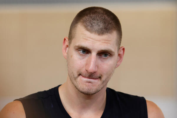 Mnogi su ga OSUĐIVALI I PLJUVALI: Jokić KRITIČARIMA iz Srbije zapušio usta! NAVIJALI SMO DA GA VIDIMO U OVOM DRESU!