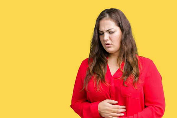 JEDAN OD VAŽNIH SIMPTOMA OZBILJNOG OBOLJENJA MNOGI ZANEMARUJU: Neprijatnost u stomaku može vas odvesti u bolnicu
