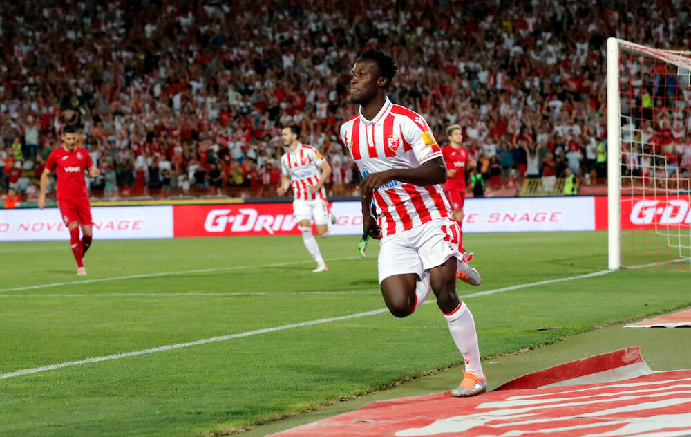 Osman Bukari, FK Crvena zvezda, Fudbal