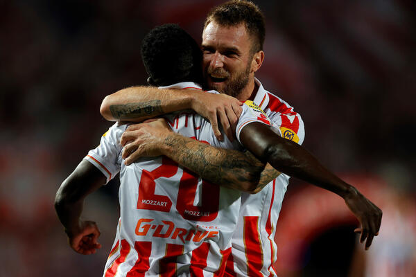 ZVEZDIN FUDBALER IDE U PREMIJER LIGU? Stigla nova ponuda za veznjaka crveno-belih!