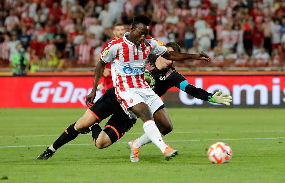 Zvezda - Pjunik, Osman Bukari