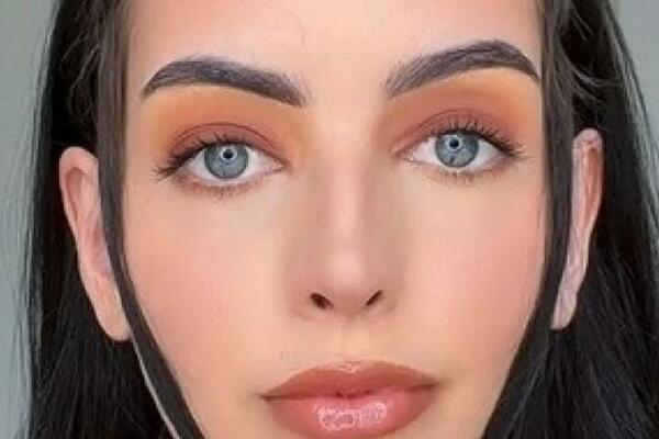 SVAKA ŽENA MAŠTA O LEPIM, KRUPNIM OČIMA: Evo kako da postignete takav izgled, potrebna vam je samo 1 STVAR