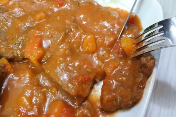 JUNEĆI MEDALJONI U SOSU OD PEČURAKA SU RUČAK ZA ČISTU 10! Uz 1 TRIK će se MESO raspadati, biće mekano ko DUŠA!