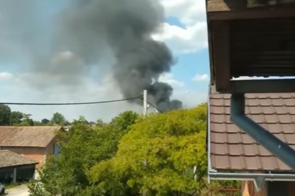 OGROMAN POŽAR BUKTI U NOVOM SADU! (VIDEO)