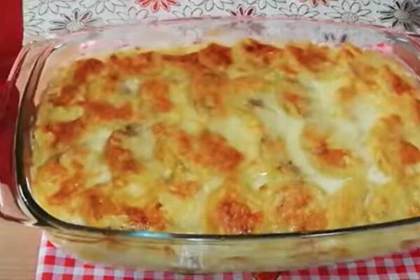 SIROTINJSKA MUSAKA BEZ MESA KIDA: Recept star preko 50 godina, i dalje je HIT