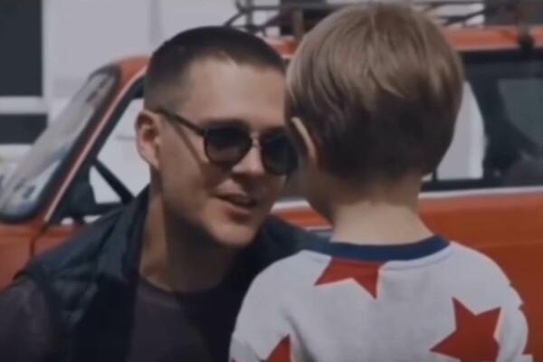 DEČAK IZ "JUŽNOG VETRA" JE SIN NAŠE POZNATE GLUMICE: Šokiraćete se kada vidite O KOME JE REČ! (FOTO)