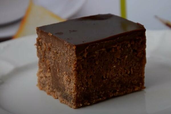 NIKAD BRŽE I NIKAD UKUSNIJE: Recept za ČOKOLADNE KOCKE koje se TOPE U USTIMA (FOTO)