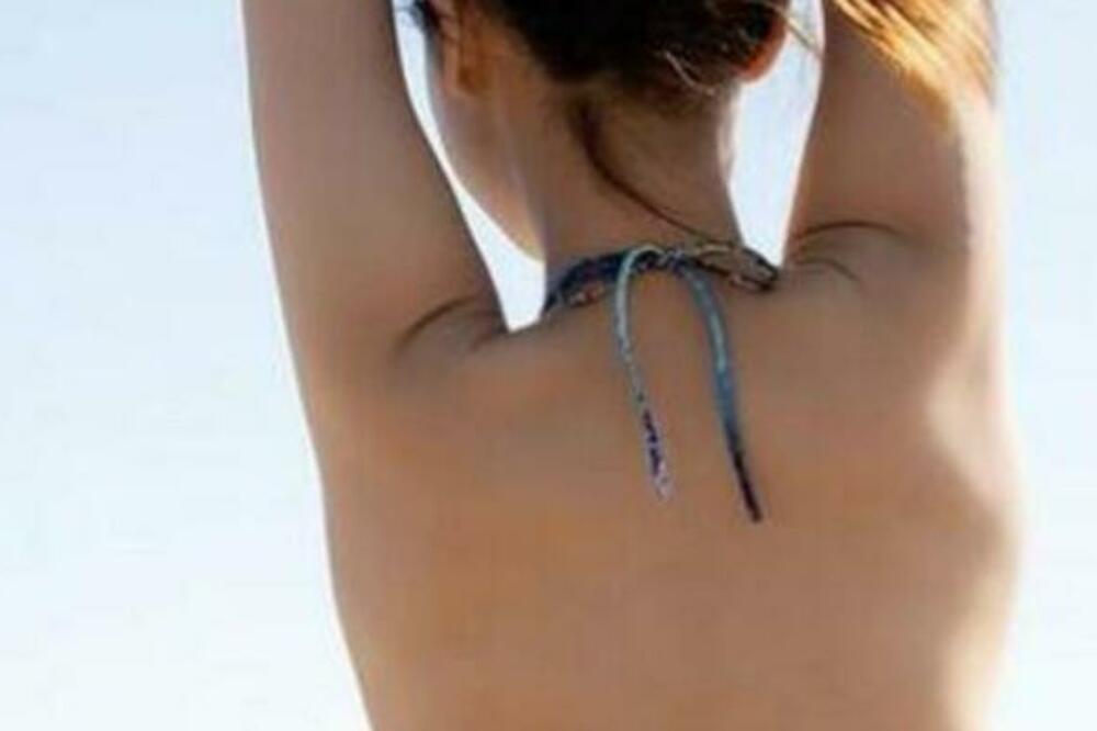 OBJAVLJENE GOLE SLIKE POZNATE DOKTORKE! Neoprostivo je kako pozira (FOTO)