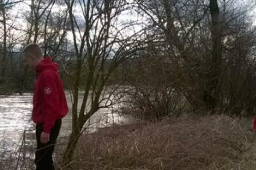 NESTAO ADIL HAJVAZ: Već treći dan od njega NI TRAGA NI GLASA!