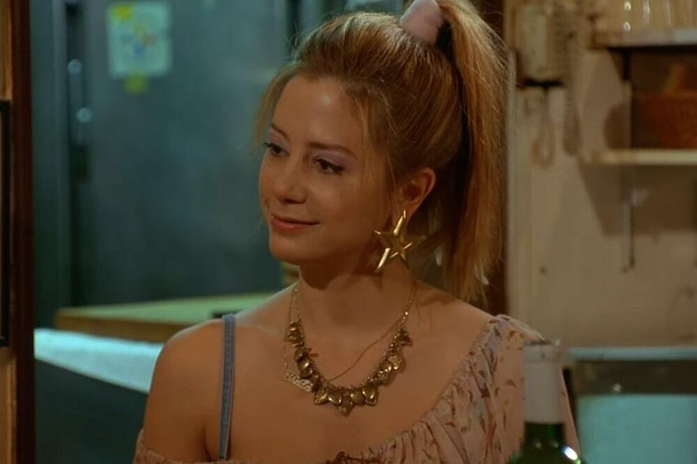 "VEZAO ME JE I IZVADIO KONDOM": Poznata glumica OPISALA ŠTA JOJ JE URAĐENO, HOROR (FOTO)