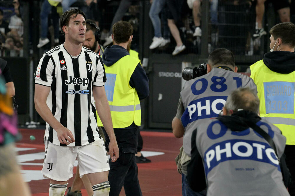 ISCENIRANA VLAHOVIĆEVA POVREDA!? Bivši italijanski fudbaler udario na Juventus - "Prepone kao problem su izgovor"