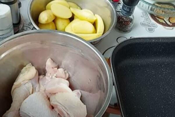 OD 1 PILETA NAPRAVITE DVA SJAJNA JELA ZA SLAVU: Uštedećete PARE, biće dovoljno hrane, a sve ZDRAVO i LEPO!