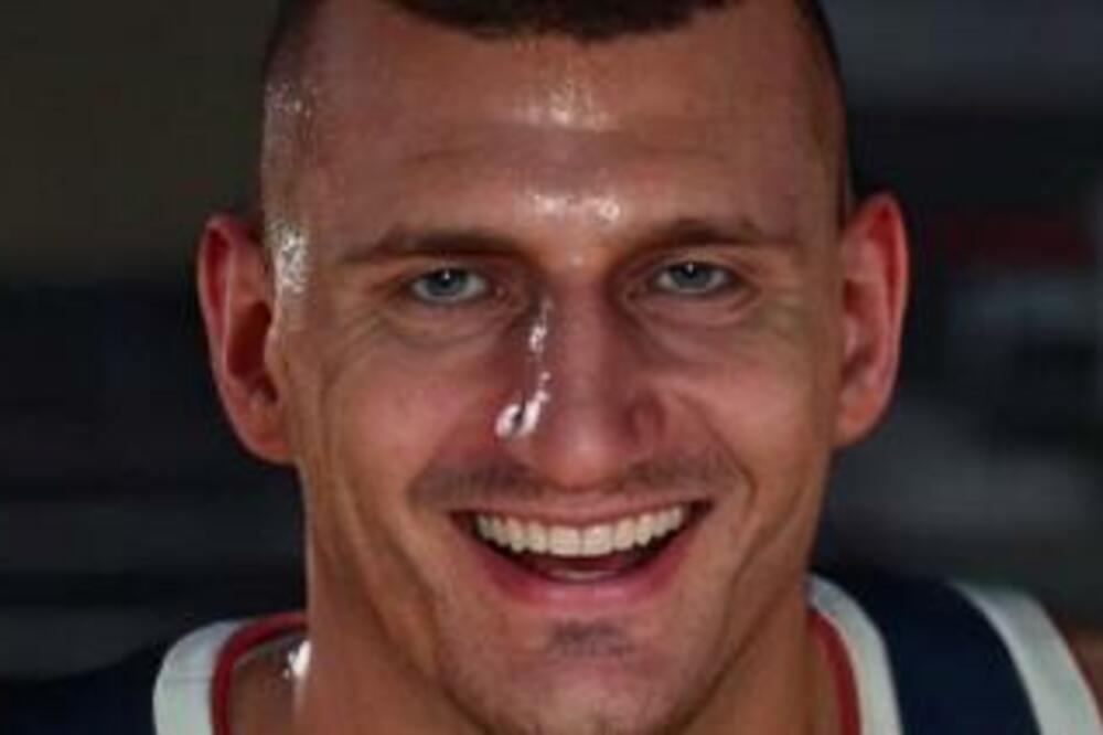 IDENTIČNI SU! Ovo je Nikola Jokić, ali nije pravi Nikola Jokić (FOTO)