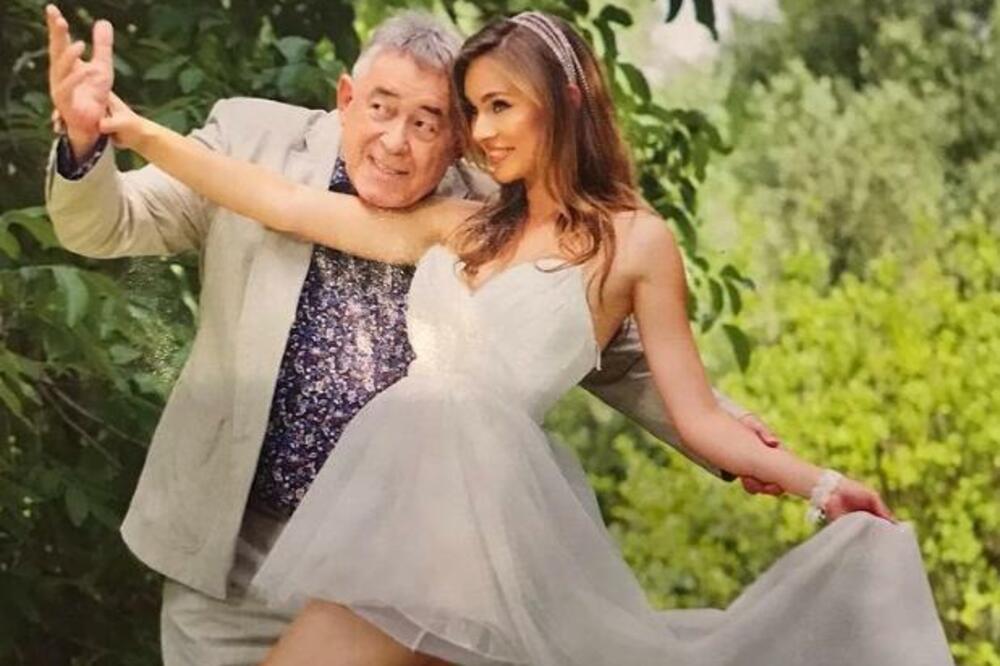 ISCURELE JEDINE FOTKE SA VENČANJA MIME KARADŽIĆA U JAVNOST: Čuveni NEŽENJA se ipak ženio, i to sa GLUMICOM