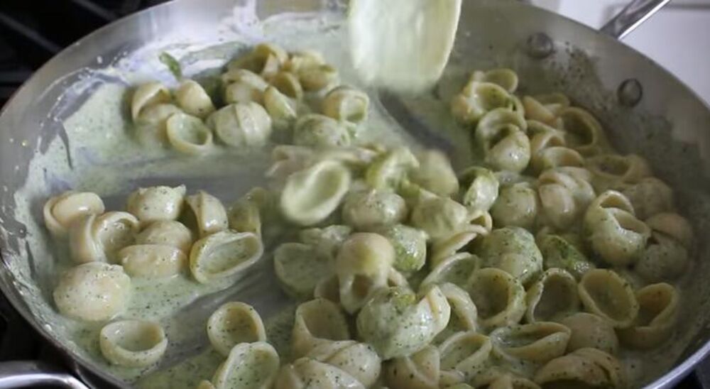 Sve sastojke sjedinite